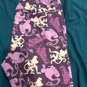 Disney Aladdin lularoe leggings